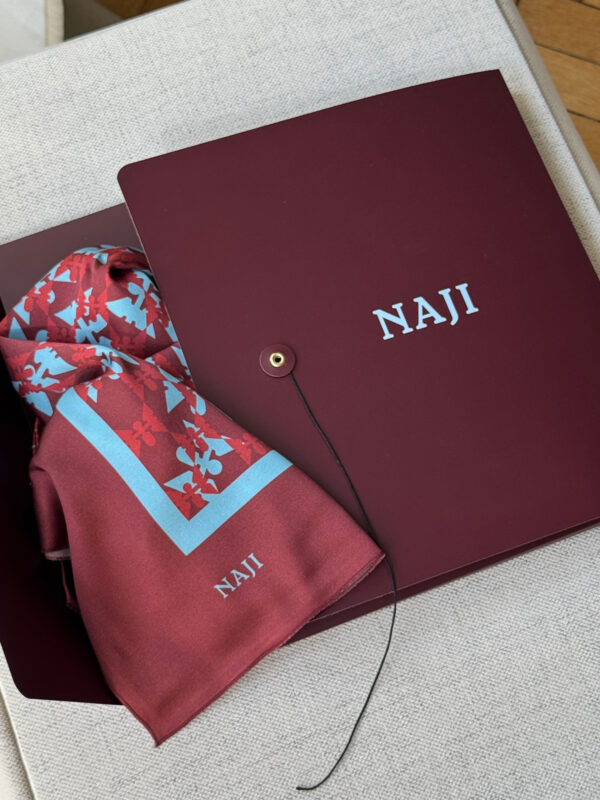 Apaszka Butterfly Logo