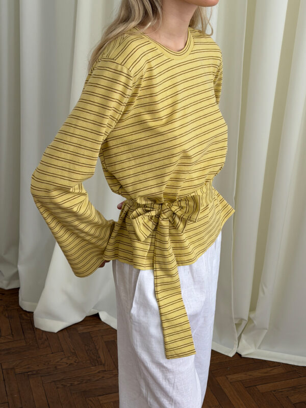 Longsleeve w paski z szaliczkiem yellow